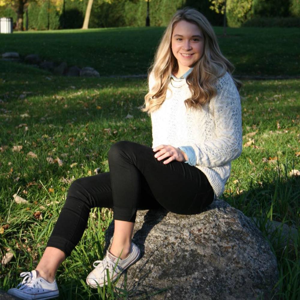 Meet your Posher, Isa